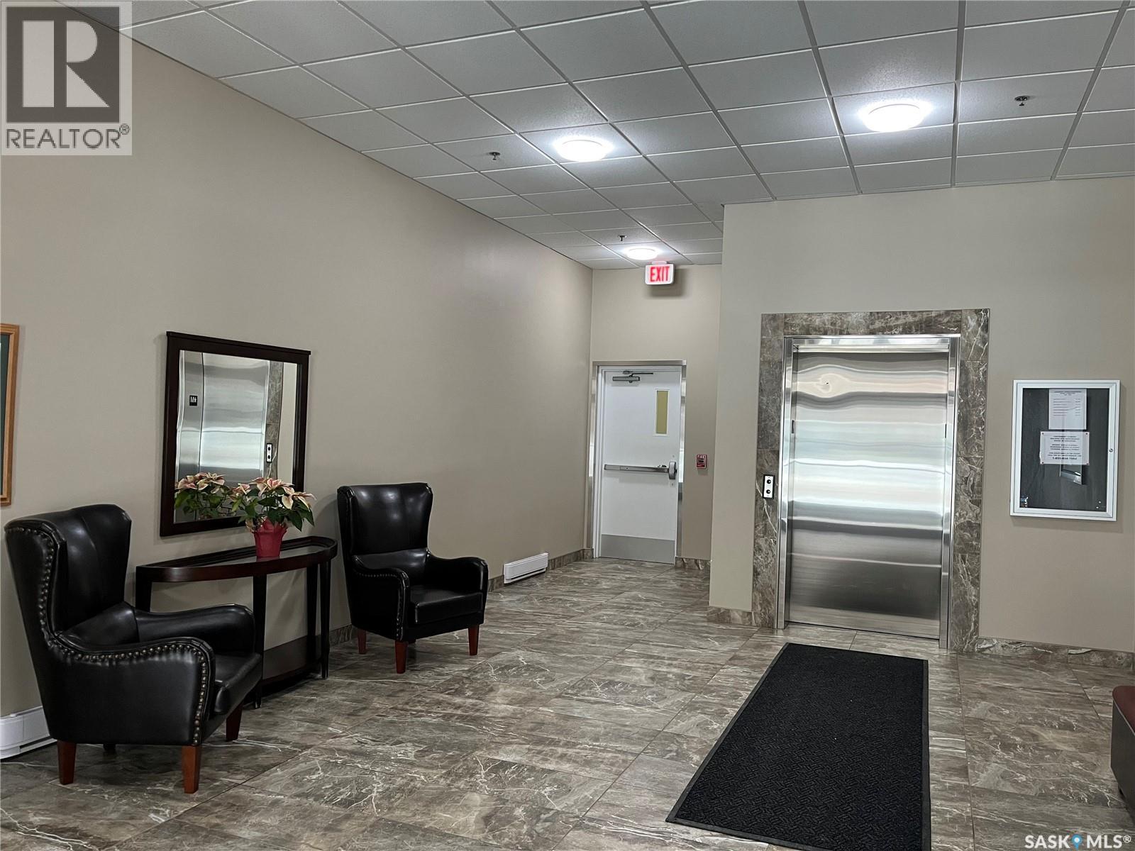 320 1715 Badham Boulevard, Regina, Saskatchewan  S4P 0M9 - Photo 4 - SK027889