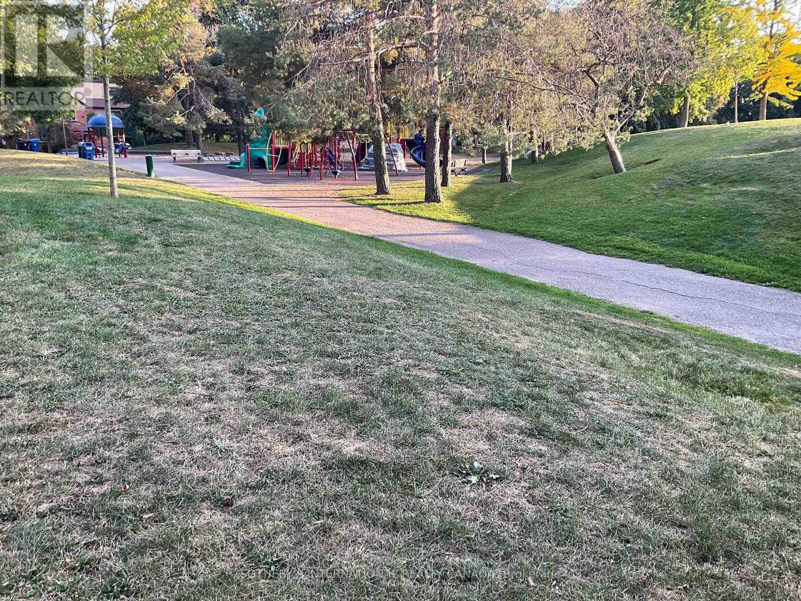 153 Glen Cedar Road, Toronto, Ontario  M6C 3G6 - Photo 12 - C12412584