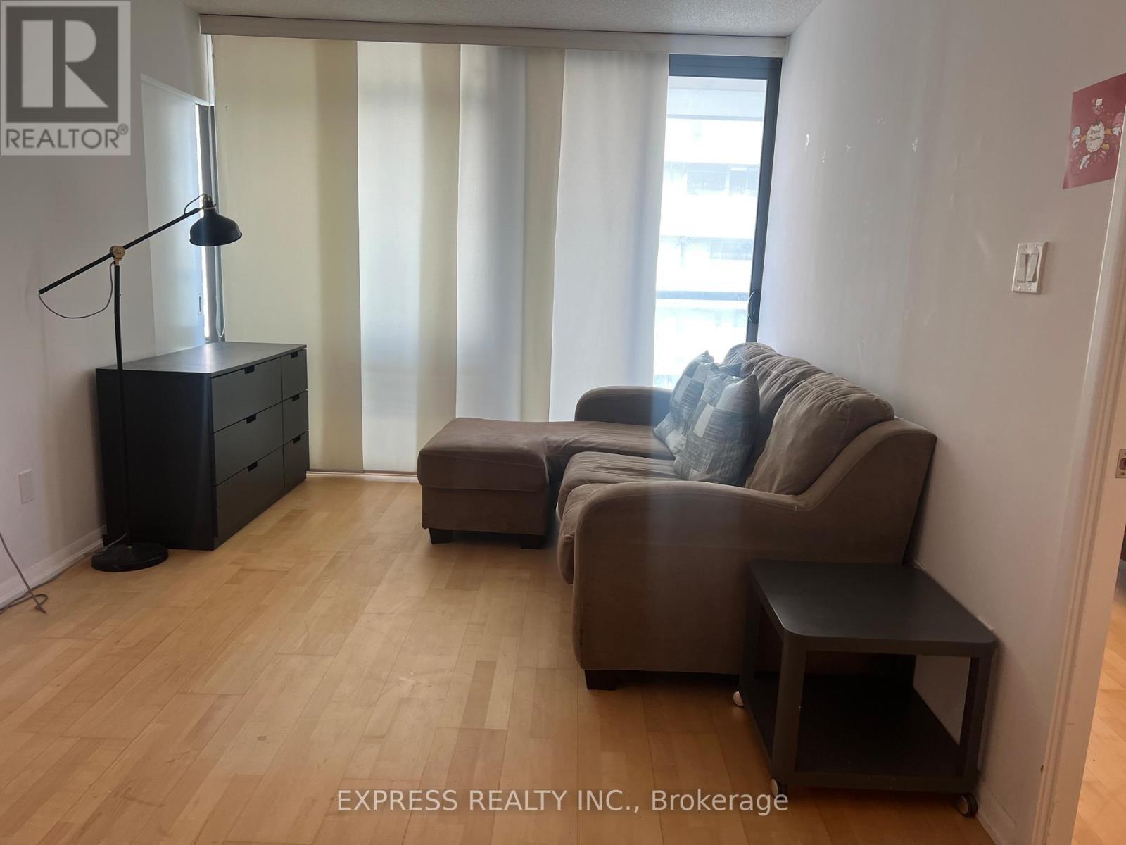 1601 - 38 Grenville Street, Toronto, Ontario  M4Y 1A5 - Photo 6 - C12763270