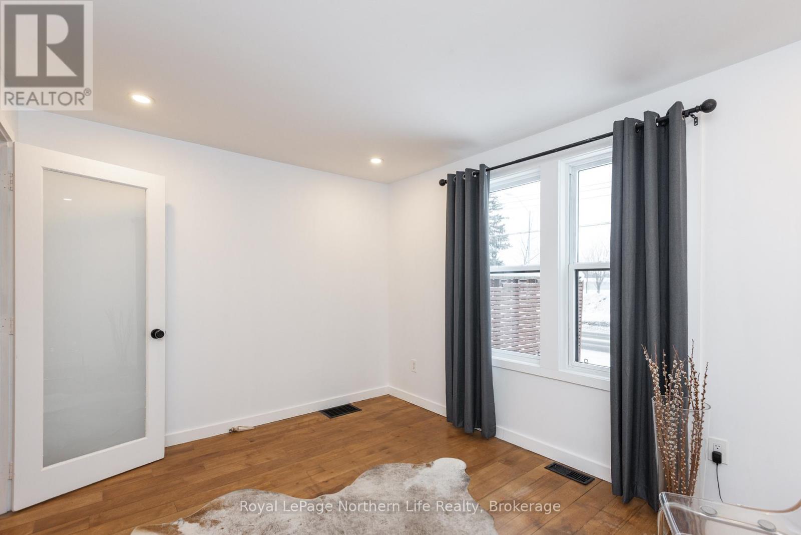 883 Memorial Drive, North Bay (Ferris), Ontario  P1A 1X9 - Photo 20 - X12765132