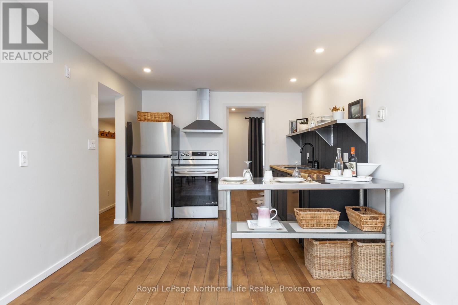 883 Memorial Drive, North Bay (Ferris), Ontario  P1A 1X9 - Photo 8 - X12765132