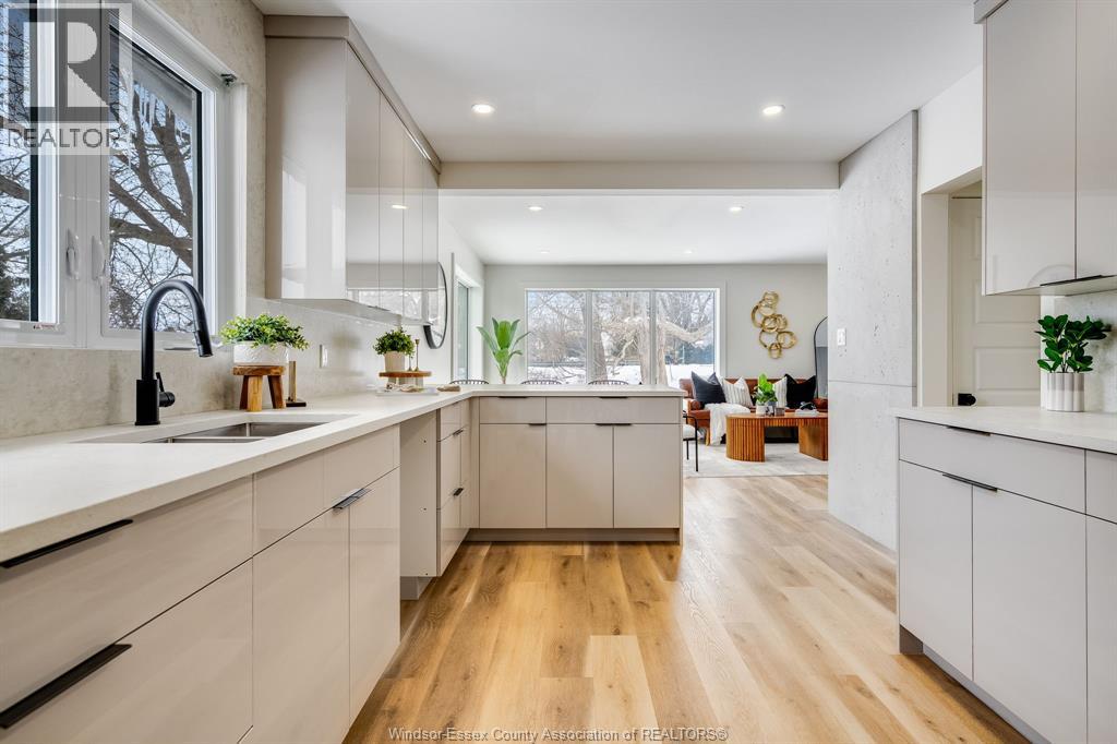 1838 Seacliff Drive, Kingsville, Ontario  N9Y 2M6 - Photo 9 - 26001899