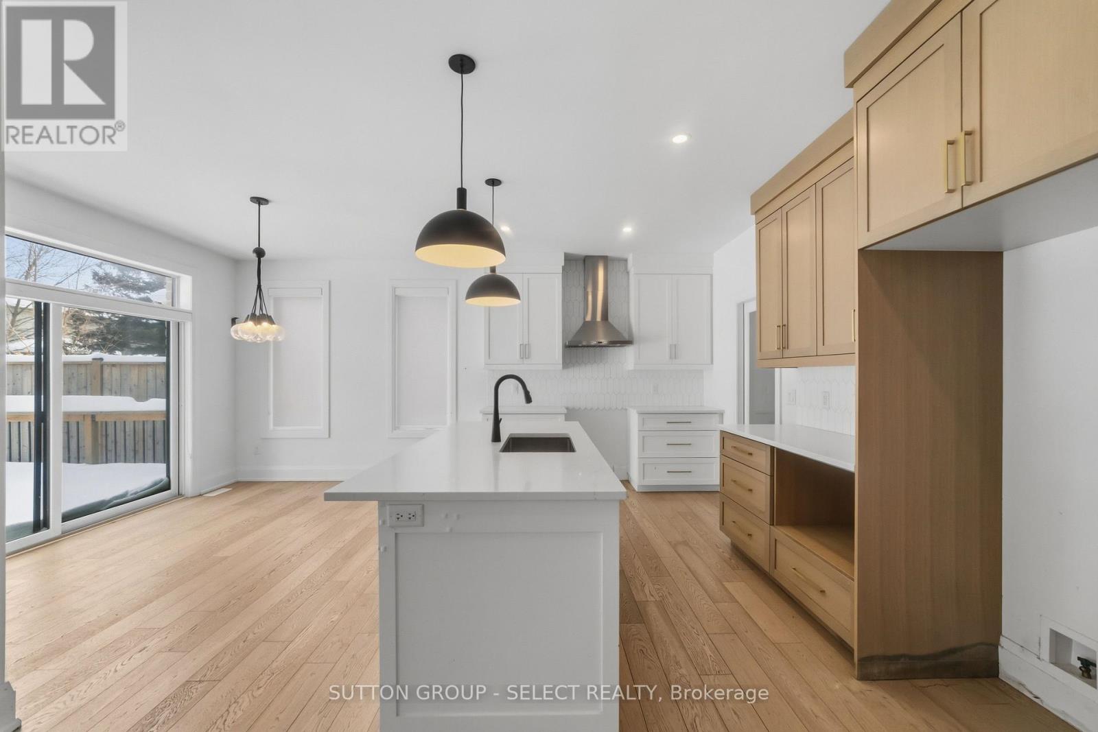 2273 Tokala Trail, London North (North S), Ontario  N6G 0V8 - Photo 11 - X12763596