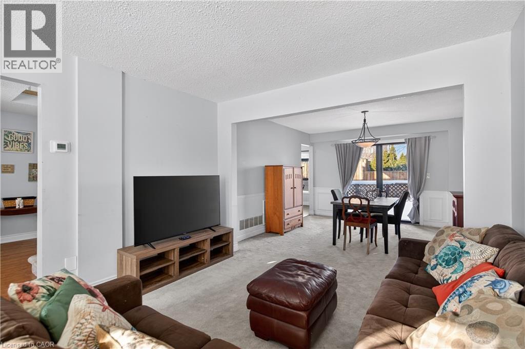 5 Giffin Road, Dundas, Ontario  L9H 6S1 - Photo 4 - 40803410