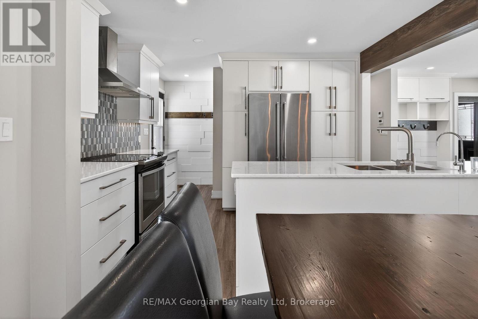 303 Seventh Street E, Midland, Ontario  L4R 4A1 - Photo 12 - S12765376