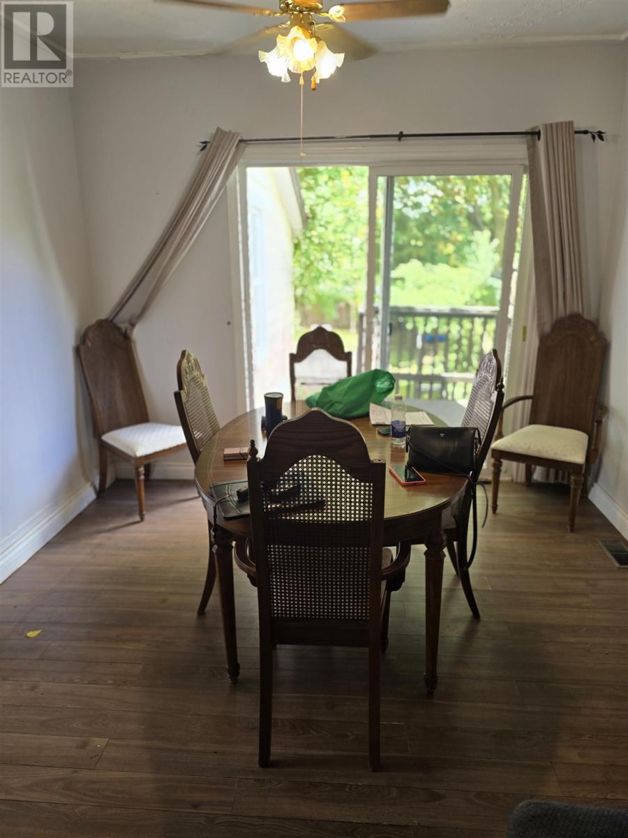 521 Bush St, Sault Ste. Marie, Ontario  P6C 3H8 - Photo 8 - SM252365