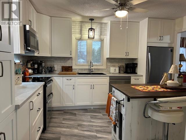 10 Victoria Ave, Blind River, Ontario  P0R 1B0 - Photo 4 - SM253217