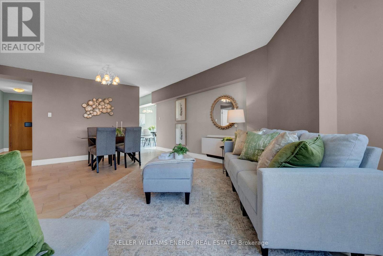 302 - 80 Athol Street E, Oshawa (Central), Ontario  L1H 8B7 - Photo 5 - E12765288