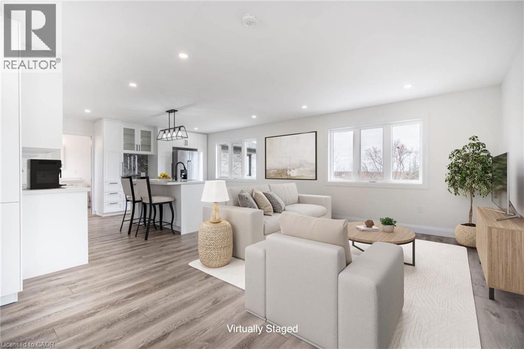 665 Ridge Road W Unit# 2, Grimsby, Ontario  L3M 4E7 - Photo 1 - 40796176