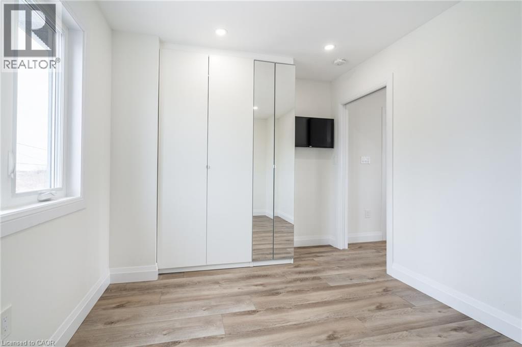 665 Ridge Road W Unit# 2, Grimsby, Ontario  L3M 4E7 - Photo 26 - 40796176