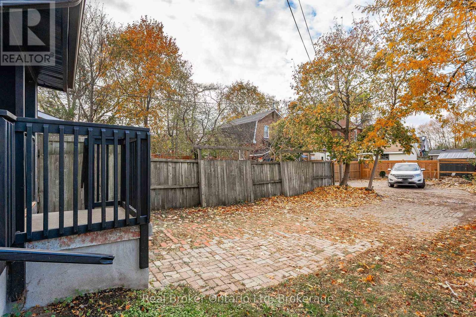 376 York Road, Guelph (St. Patrick's Ward), Ontario  N1E 3H1 - Photo 19 - X12765302