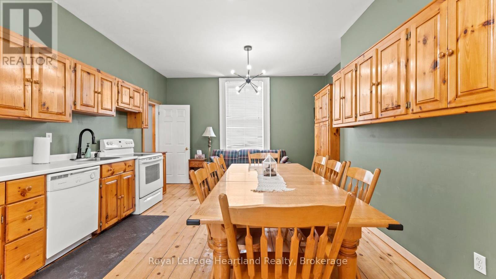 162 Wellington Street S, Goderich, Ontario  N7A 3T4 - Photo 10 - X12765390