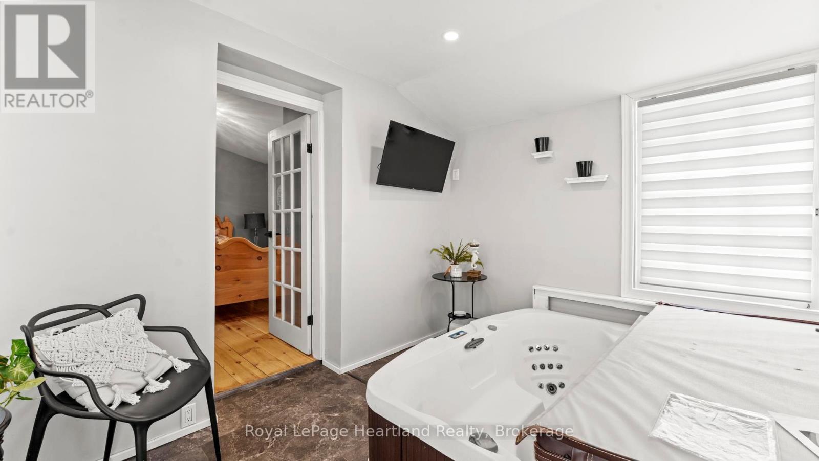 162 Wellington Street S, Goderich, Ontario  N7A 3T4 - Photo 19 - X12765390