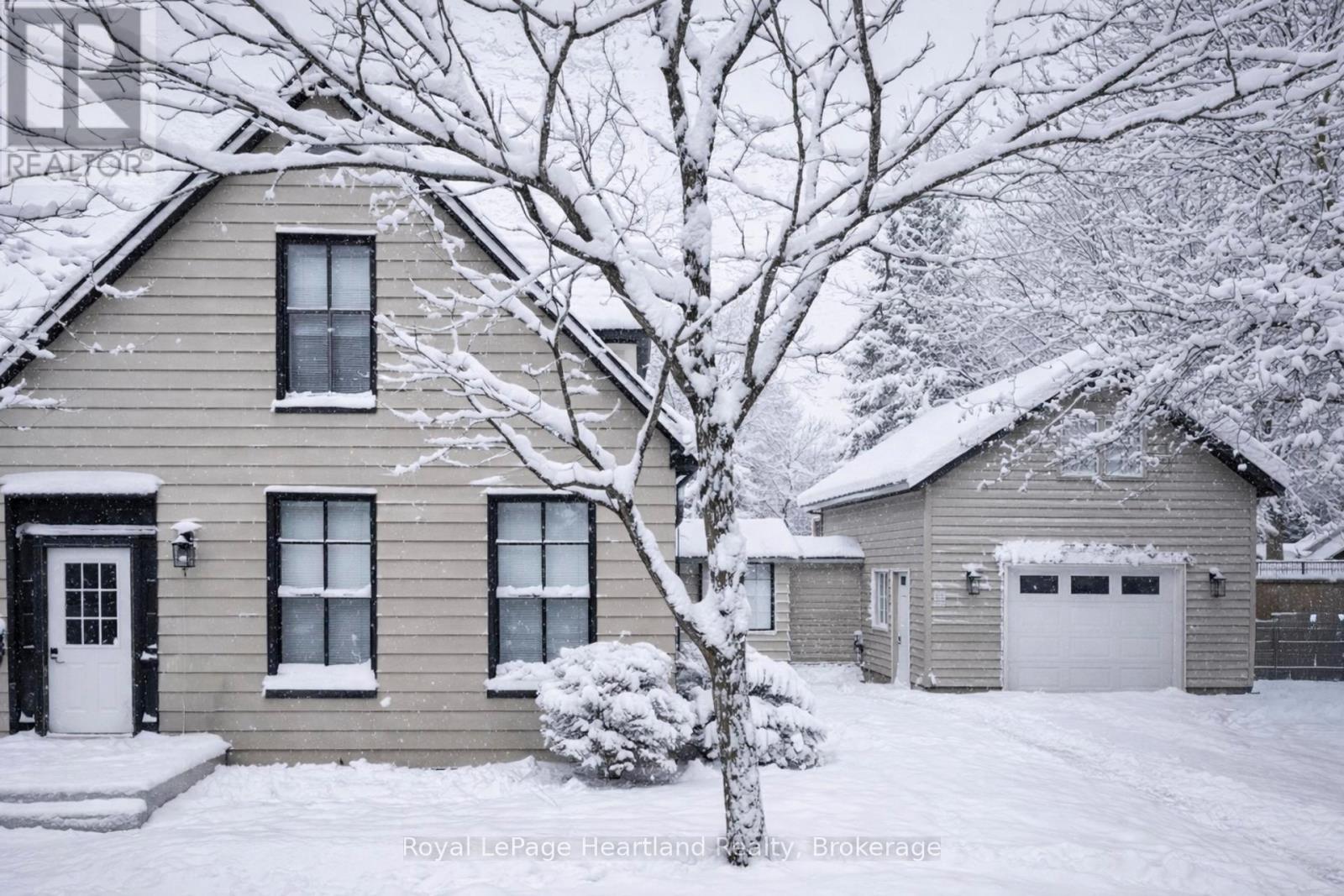 162 Wellington Street S, Goderich, Ontario  N7A 3T4 - Photo 2 - X12765390