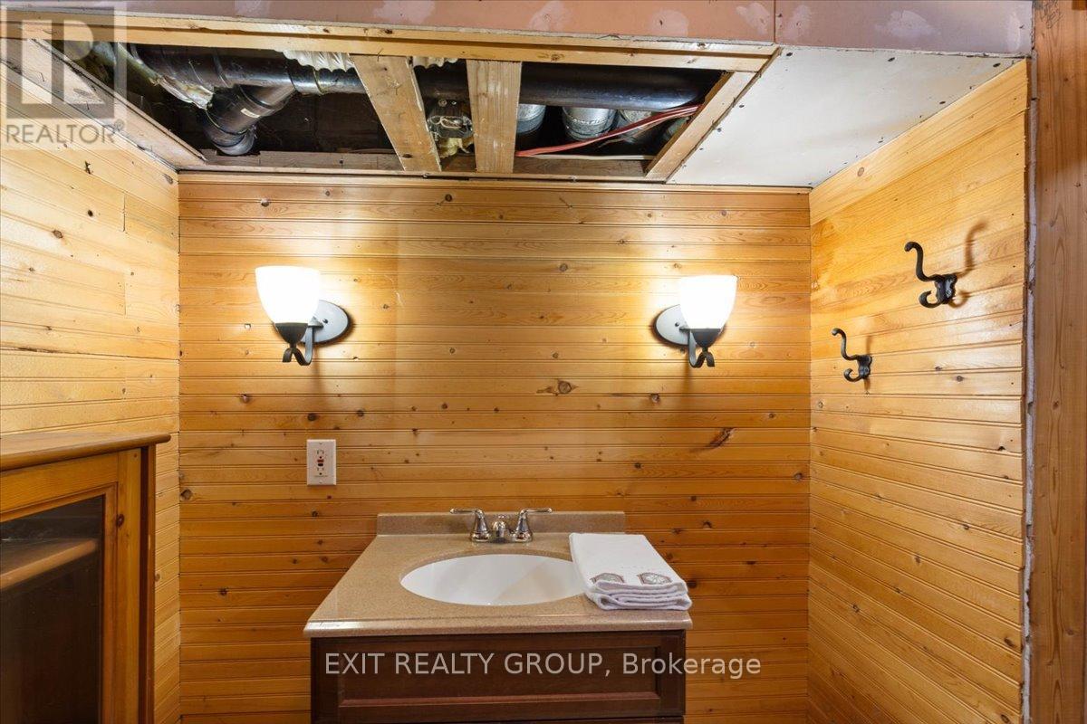 82 Outlet Road, Prince Edward County (Athol Ward), Ontario  K0K 1P0 - Photo 25 - X12765436