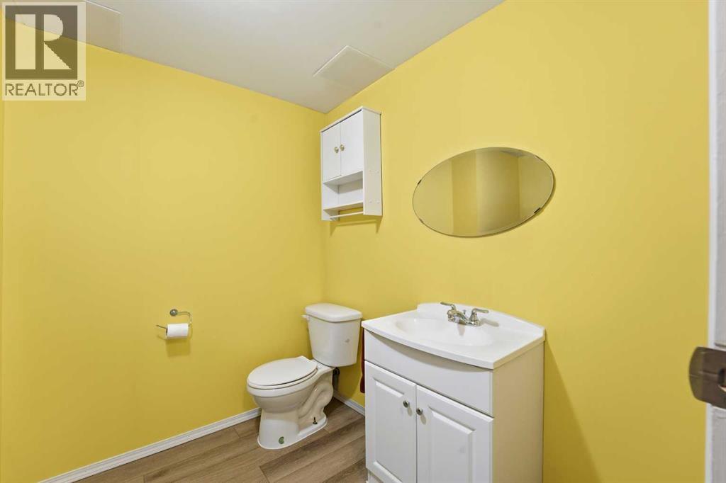 403 Terrace Park, Red Deer, Alberta  T4N 1V8 - Photo 16 - A2281011