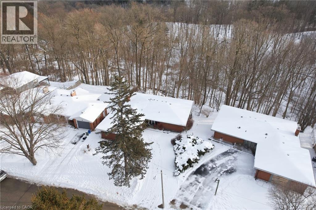 97 Robinhood Drive, Dundas, Ontario  L9H 4G2 - Photo 37 - 40802469