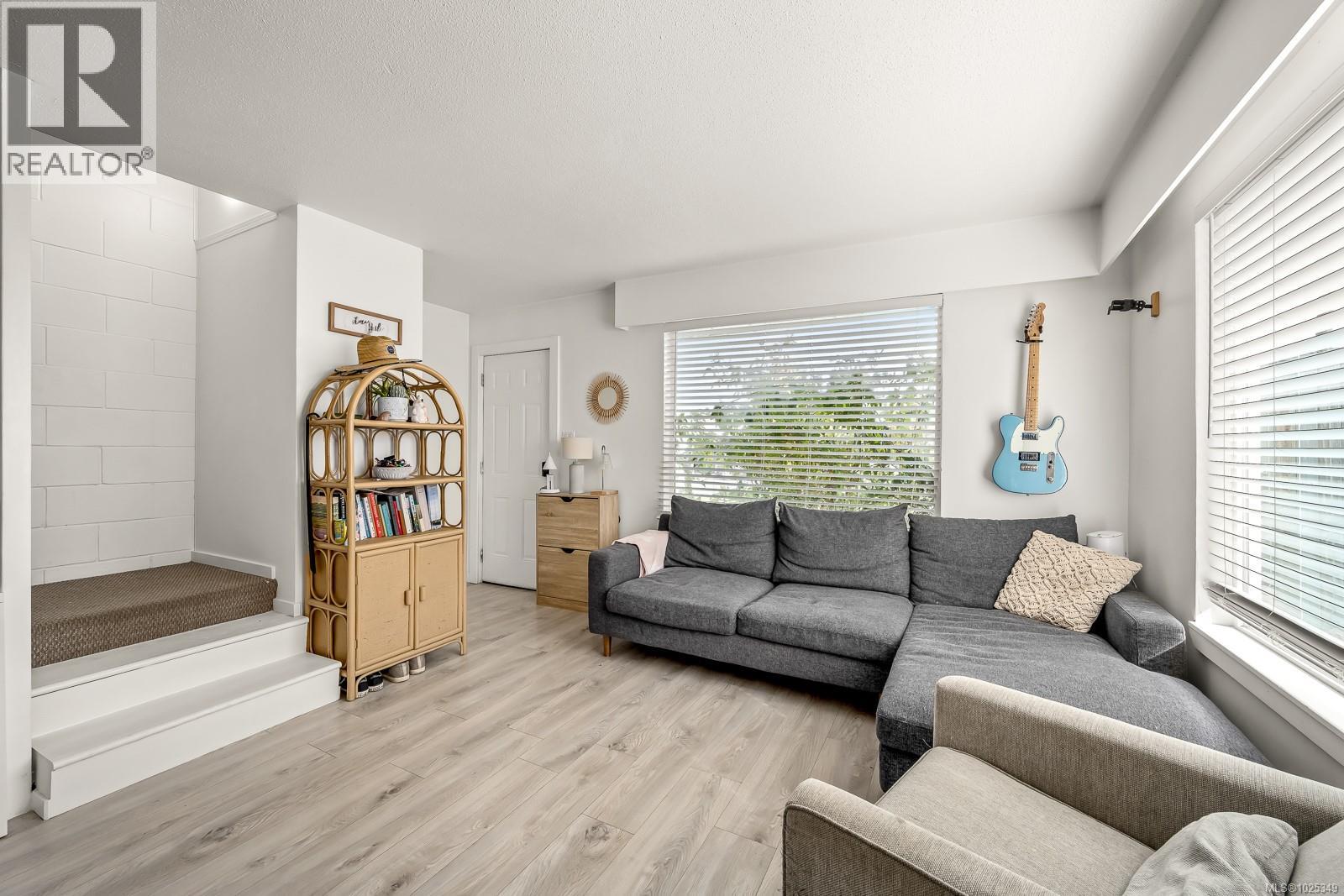 1883 & 1885 England Ave, Courtenay, British Columbia V9N 2P7 - Photo 12 - 1025349