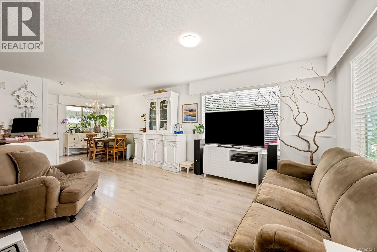 1883 & 1885 England Ave, Courtenay, British Columbia V9N 2P7 - Photo 21 - 1025349