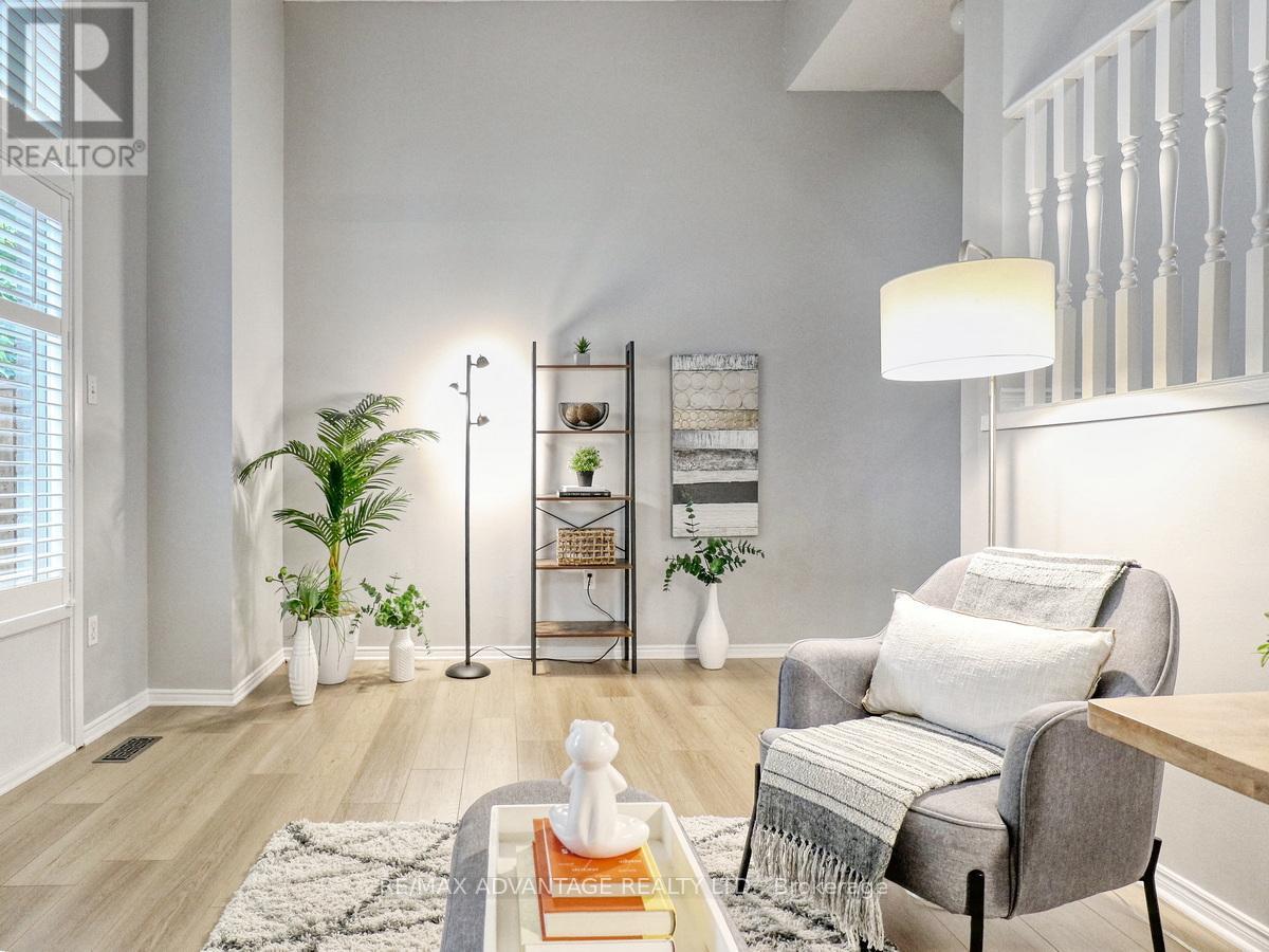 1214 Limberlost Road, London North, Ontario  N6G 3A5 - Photo 6 - X12765416