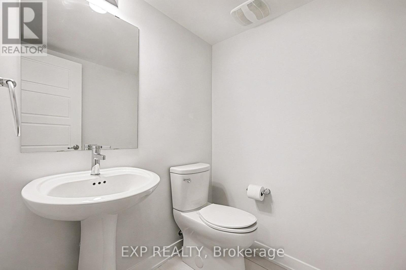 770 Mikinak Road, Ottawa, Ontario  K1K 5A5 - Photo 13 - X12765226