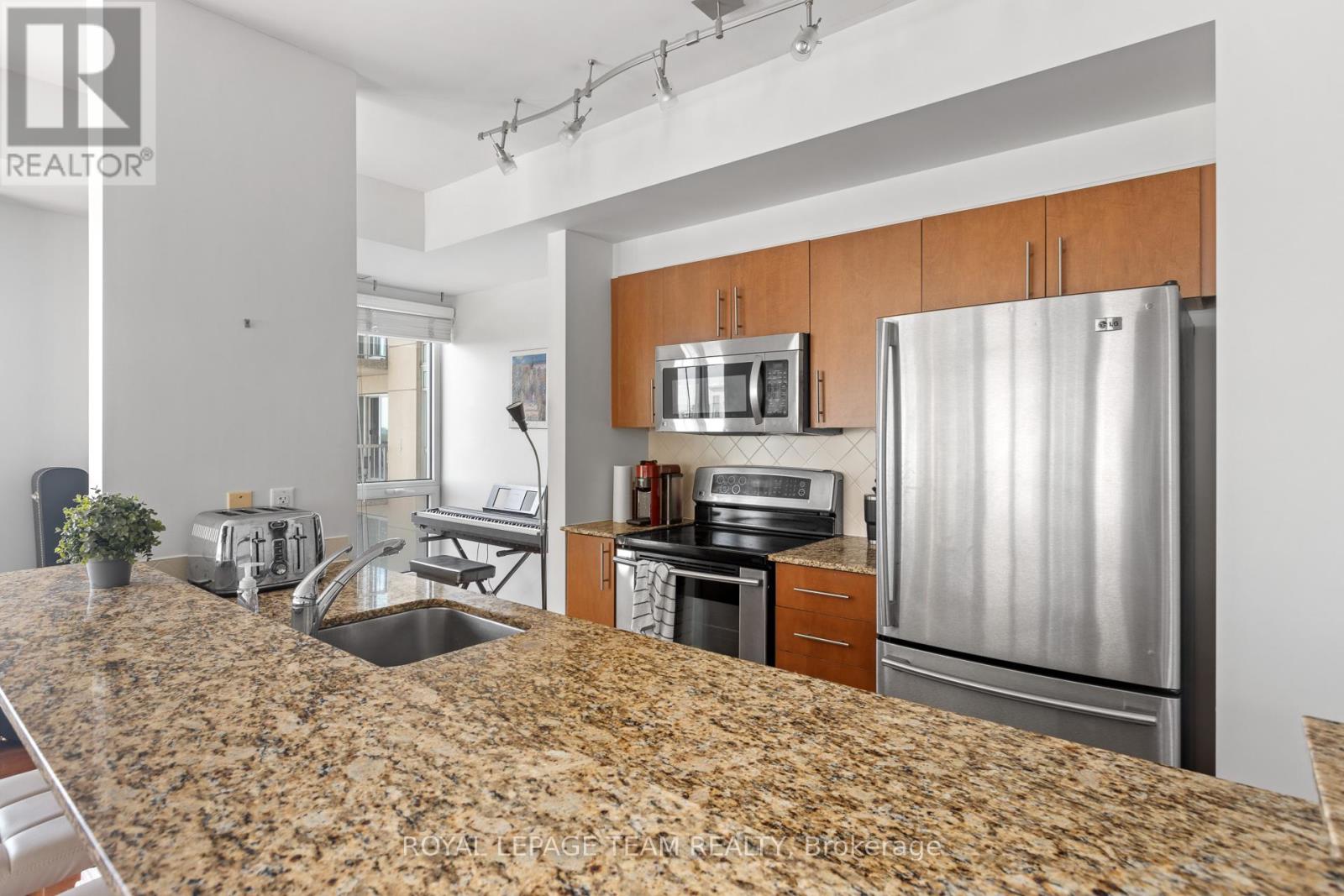 1112 - 200 Rideau Street, Ottawa, Ontario  K1N 5Y1 - Photo 9 - X12765236