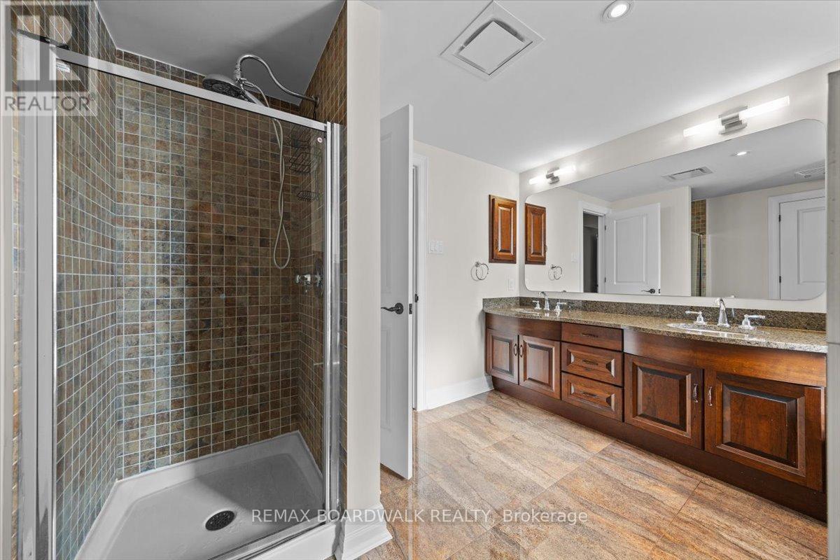 #ph804 - 320 Mcleod Street, Ottawa, Ontario  K2P 1A3 - Photo 37 - X12765298