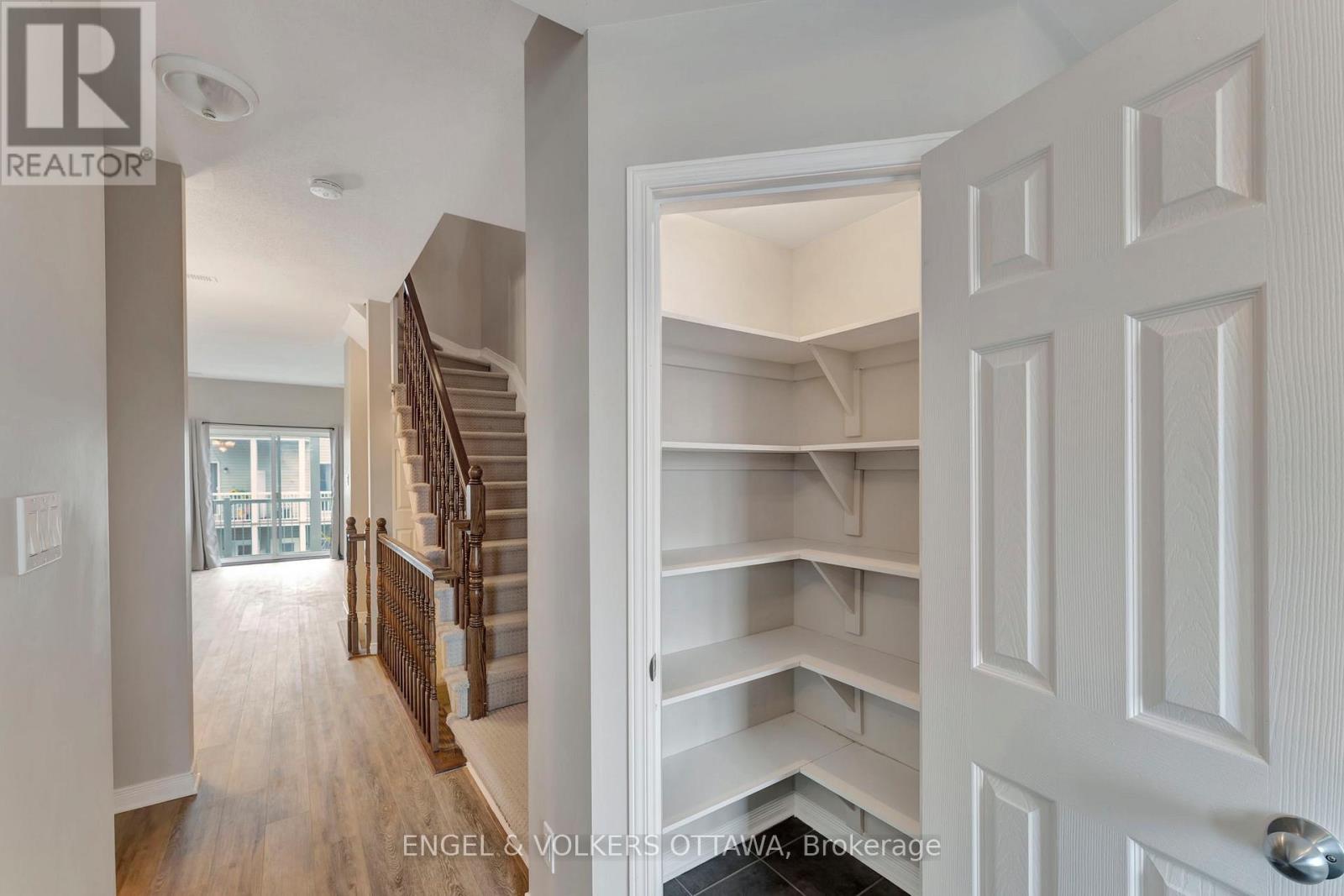 33 - 949 Cummings Avenue, Ottawa, Ontario  K1J 7R9 - Photo 20 - X12765394