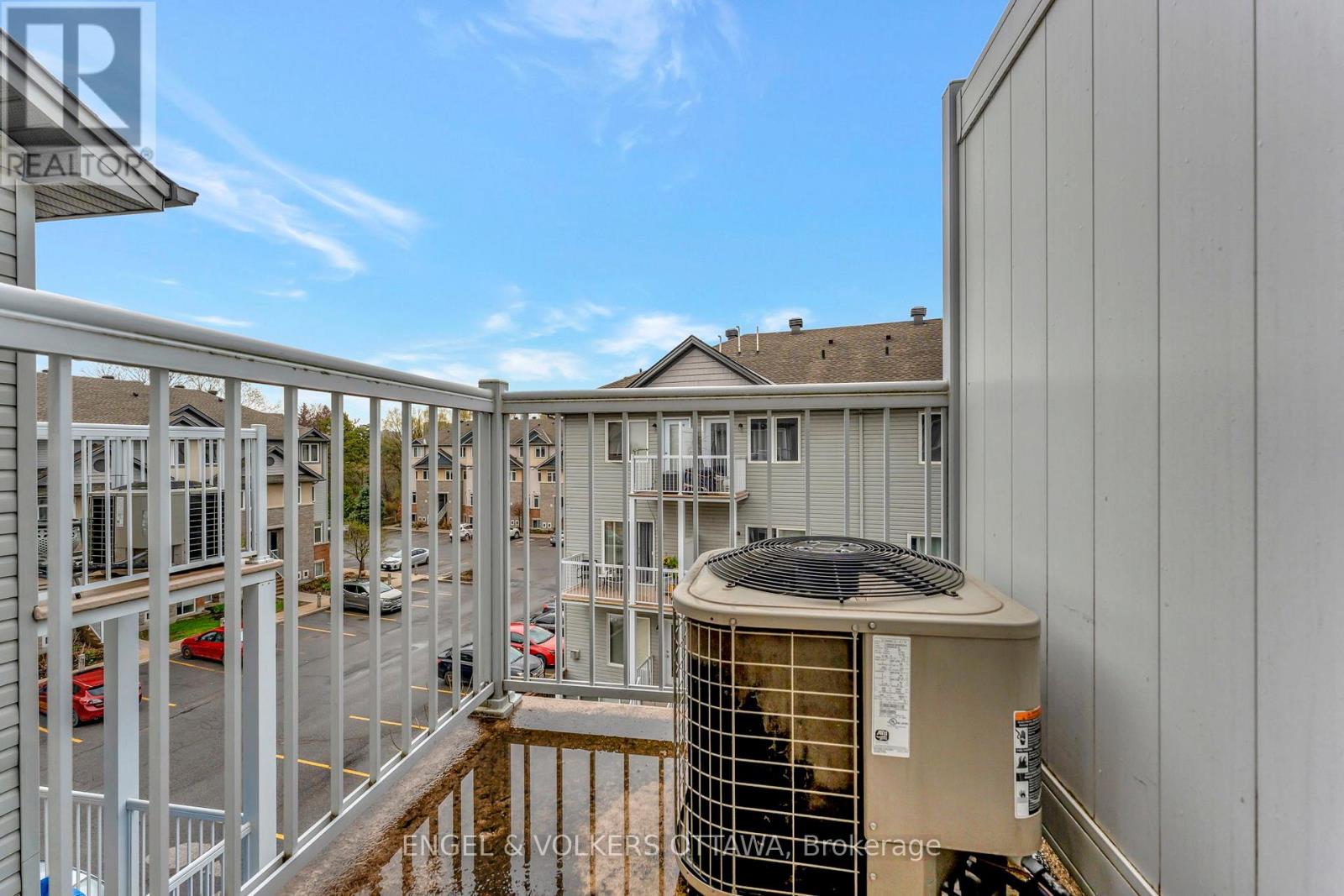 33 - 949 Cummings Avenue, Ottawa, Ontario  K1J 7R9 - Photo 30 - X12765394