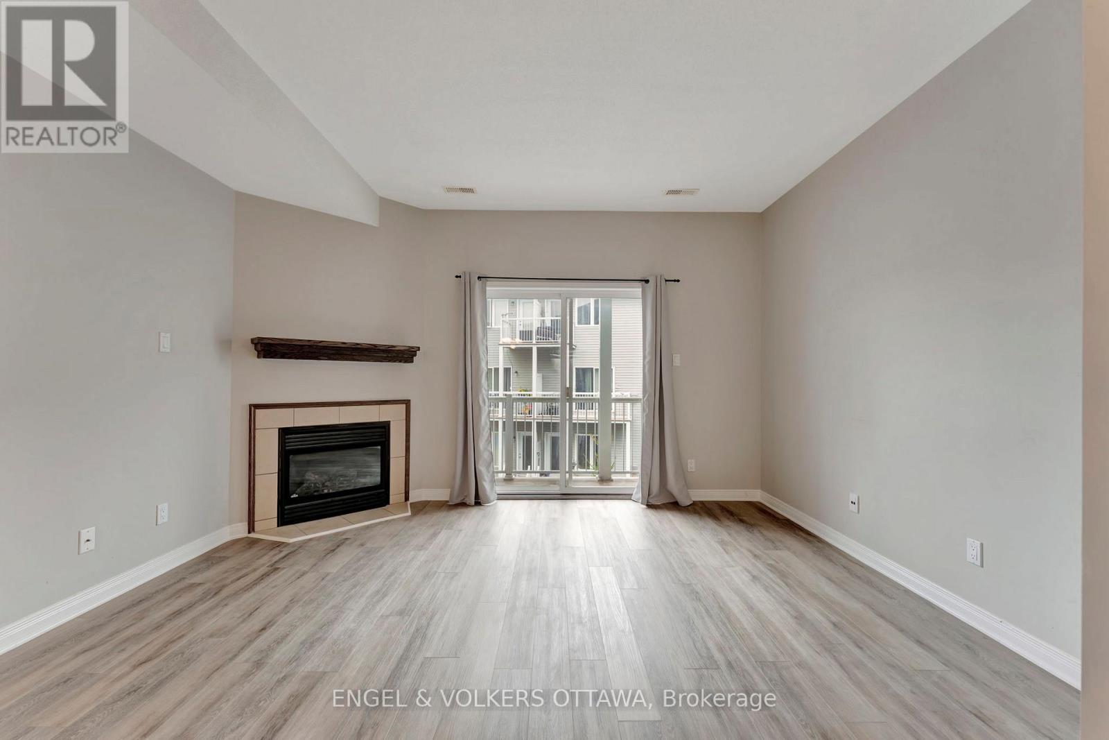 33 - 949 Cummings Avenue, Ottawa, Ontario  K1J 7R9 - Photo 7 - X12765394