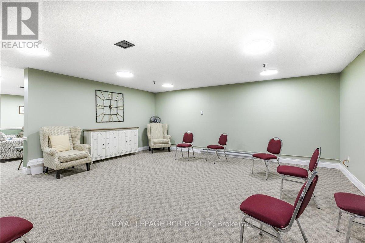 904 - 20 William Roe Boulevard, Newmarket (Central Newmarket), Ontario  L3Y 5V6 - Photo 41 - N12750038