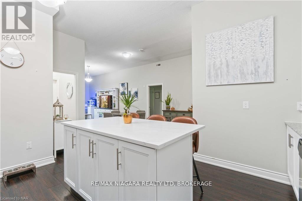 132 - 8111 Forest Glen Drive, Niagara Falls, Ontario  L2H 2Y7 - Photo 4 - X12765274