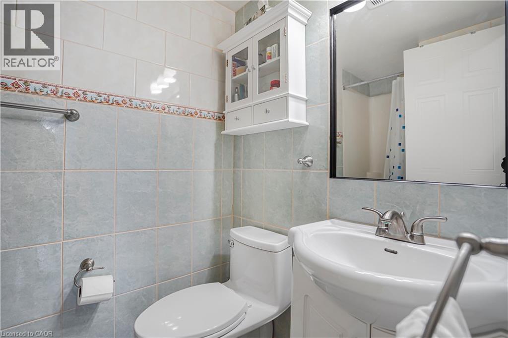 18 Holborn Court Unit# 203, Kitchener, Ontario  N2A 4A1 - Photo 12 - 40802775