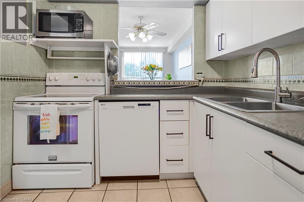 18 Holborn Court Unit# 203, Kitchener, Ontario  N2A 4A1 - Photo 7 - 40802775