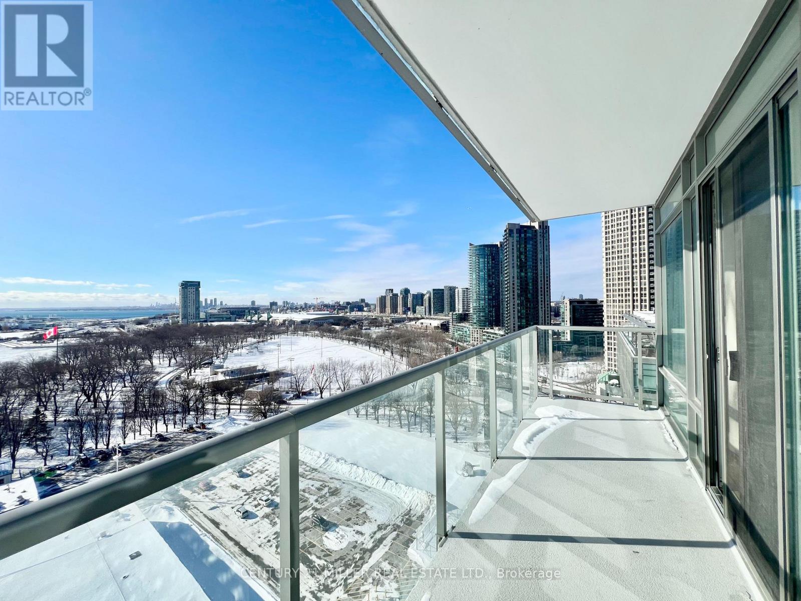 1706 - 90 Stadium Road, Toronto, Ontario  M5V 3W5 - Photo 2 - C12765206