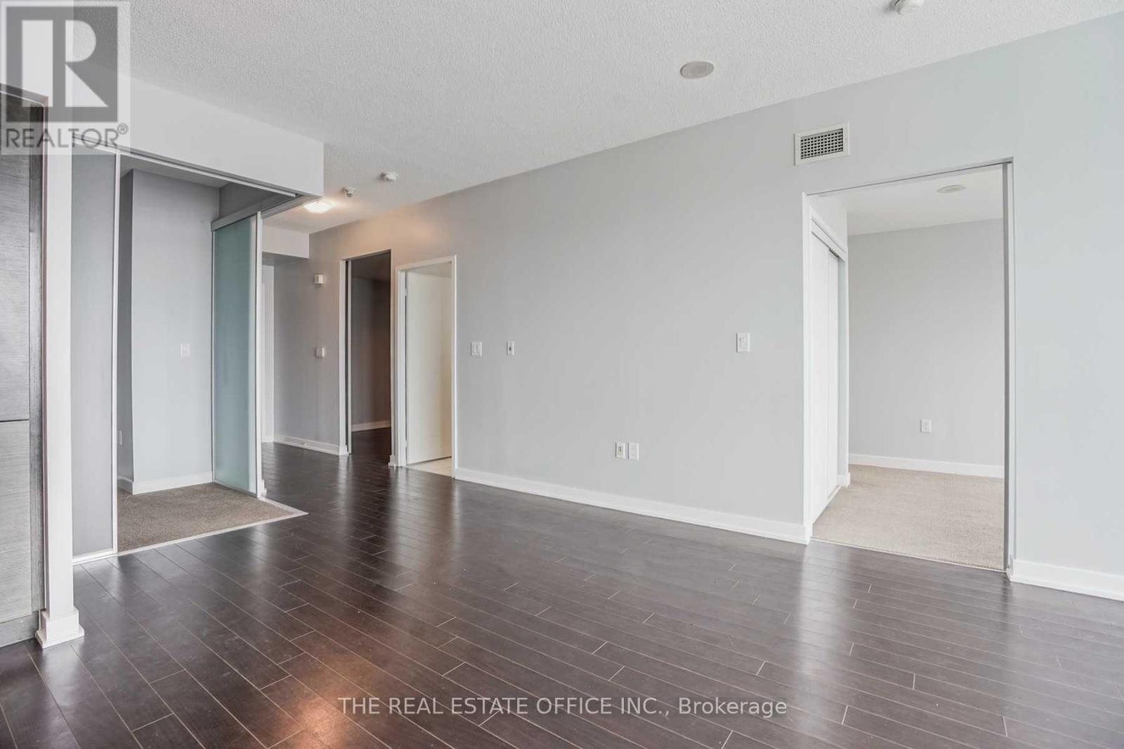 743 - 8 Telegram Mews, Toronto, Ontario  M5V 3Z5 - Photo 13 - C12765310