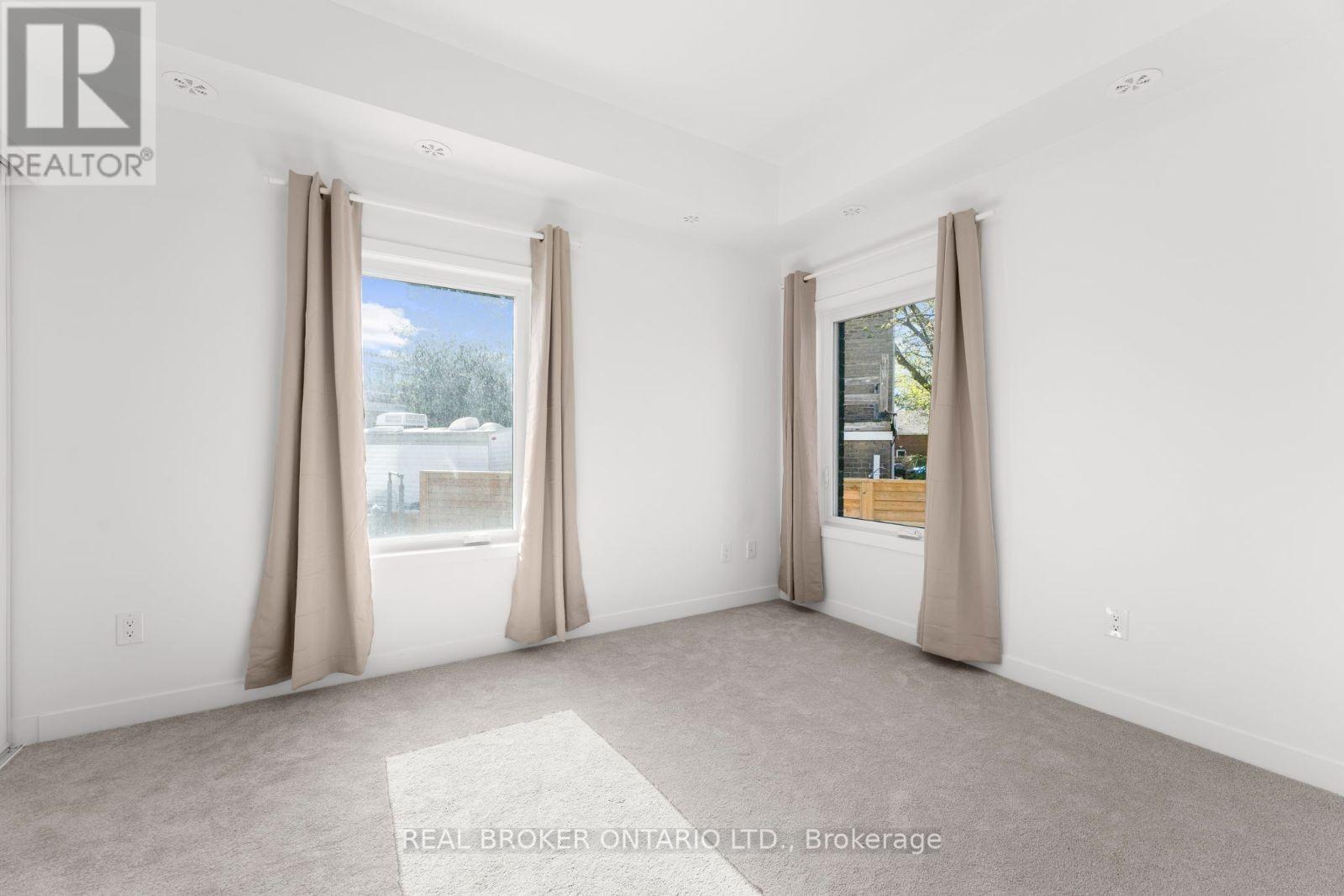 5 - 16 Marquette Avenue, Toronto, Ontario  M6A 0E1 - Photo 18 - C12765364