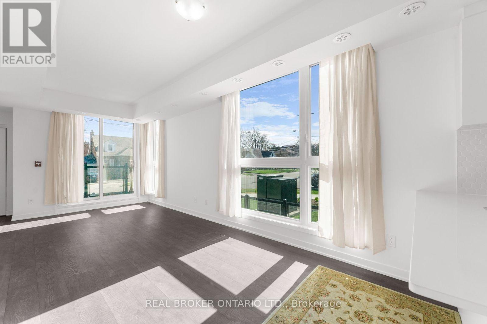 5 - 16 Marquette Avenue, Toronto, Ontario  M6A 0E1 - Photo 23 - C12765364