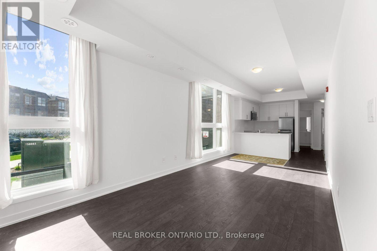 5 - 16 Marquette Avenue, Toronto, Ontario  M6A 0E1 - Photo 8 - C12765364