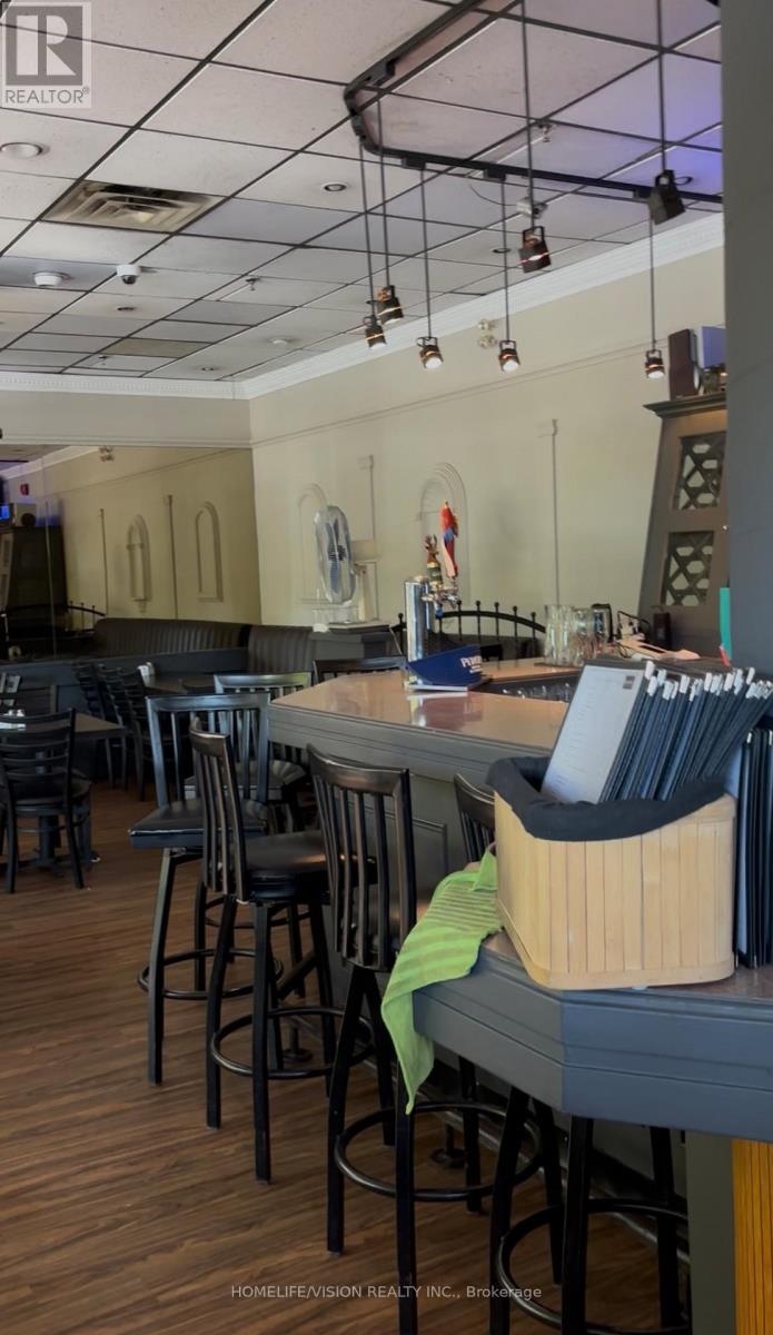 164 The Esplanade Avenue, Toronto, Ontario  M5A 4H2 - Photo 8 - C12765396