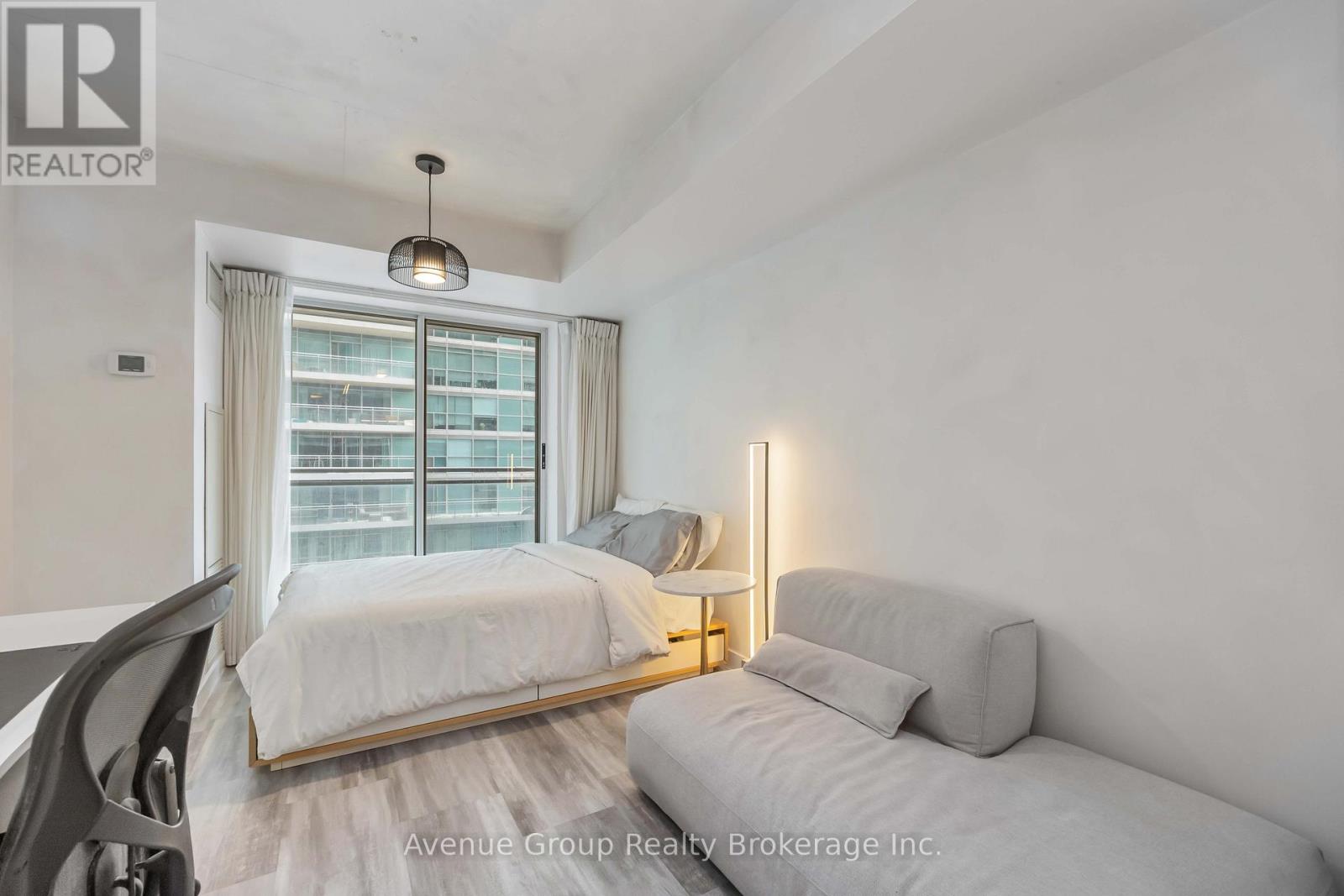 714 - 50 Lynn Williams Street, Toronto, Ontario  M6K 3R9 - Photo 2 - C12765400