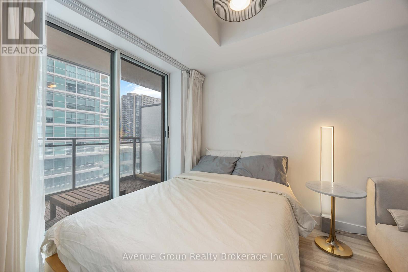 714 - 50 Lynn Williams Street, Toronto, Ontario  M6K 3R9 - Photo 4 - C12765400