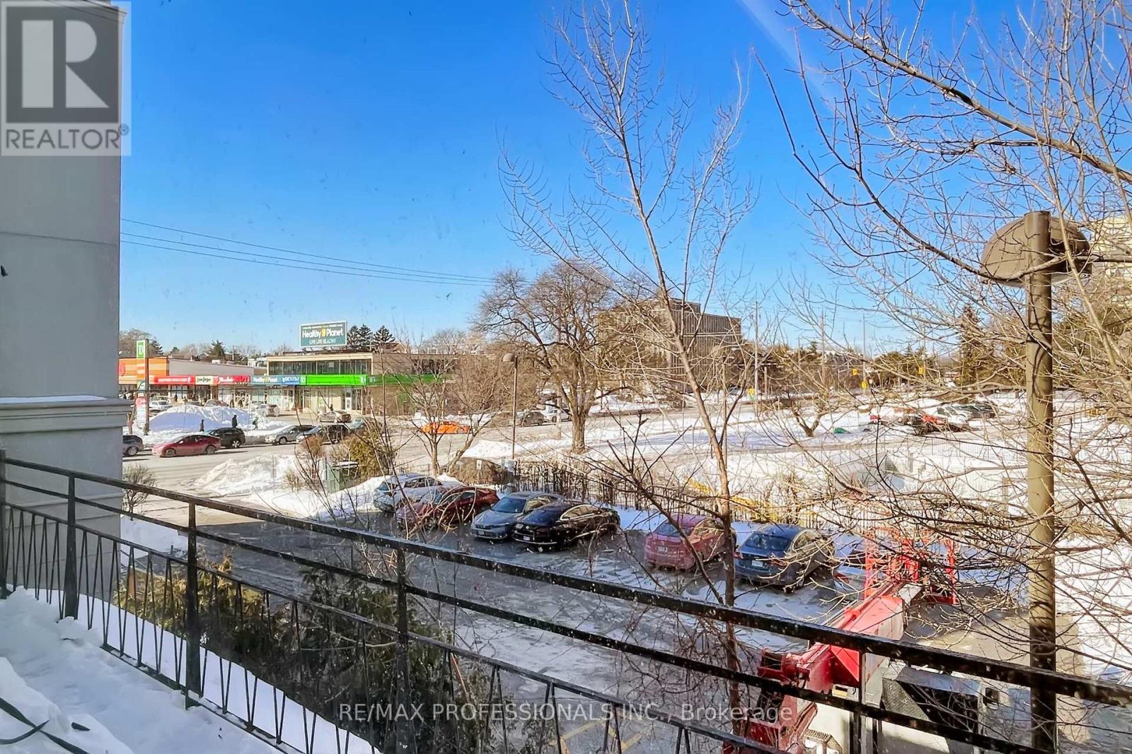 566 Sheppard Avenue W, Toronto, Ontario  M3H 2R9 - Photo 29 - C12765426