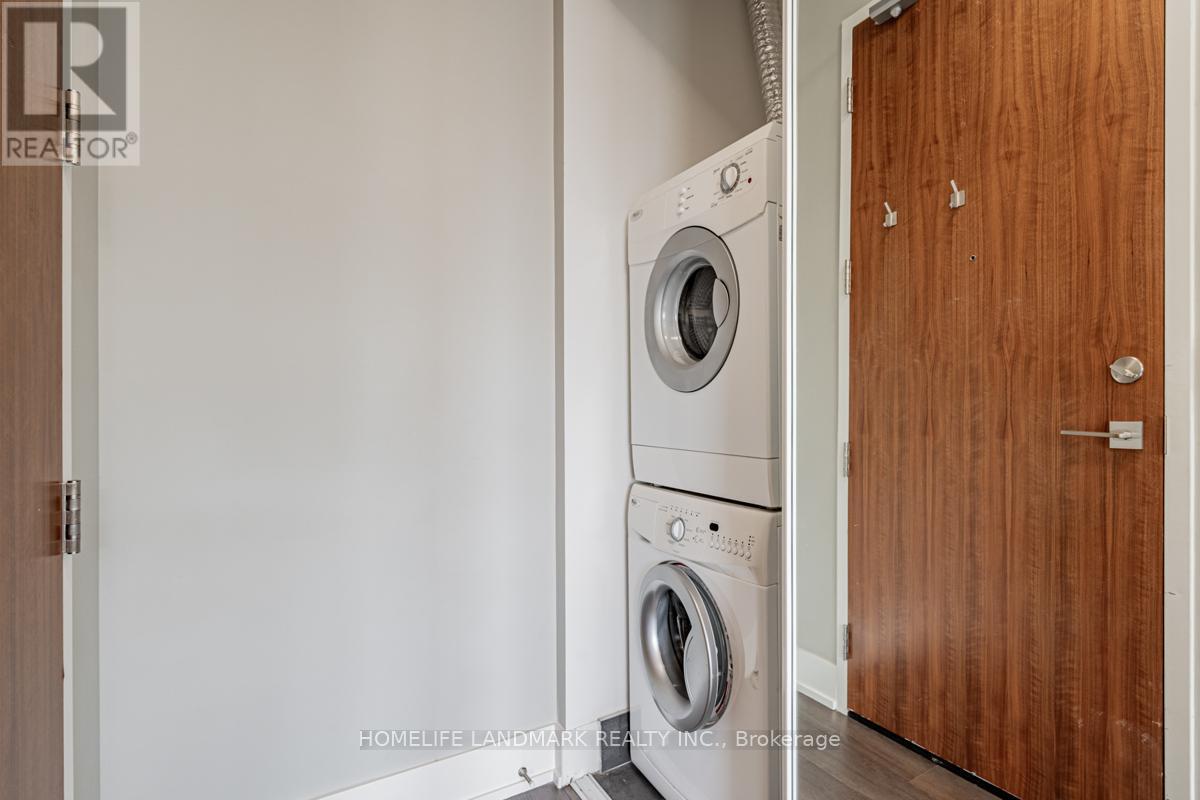 1120 - 111 St Clair Avenue W, Toronto, Ontario  M4V 1N5 - Photo 24 - C12765428