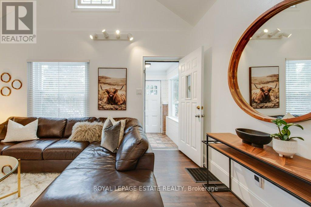 215 Pickering Street, Toronto, Ontario  M4E 3J9 - Photo 7 - E12765322