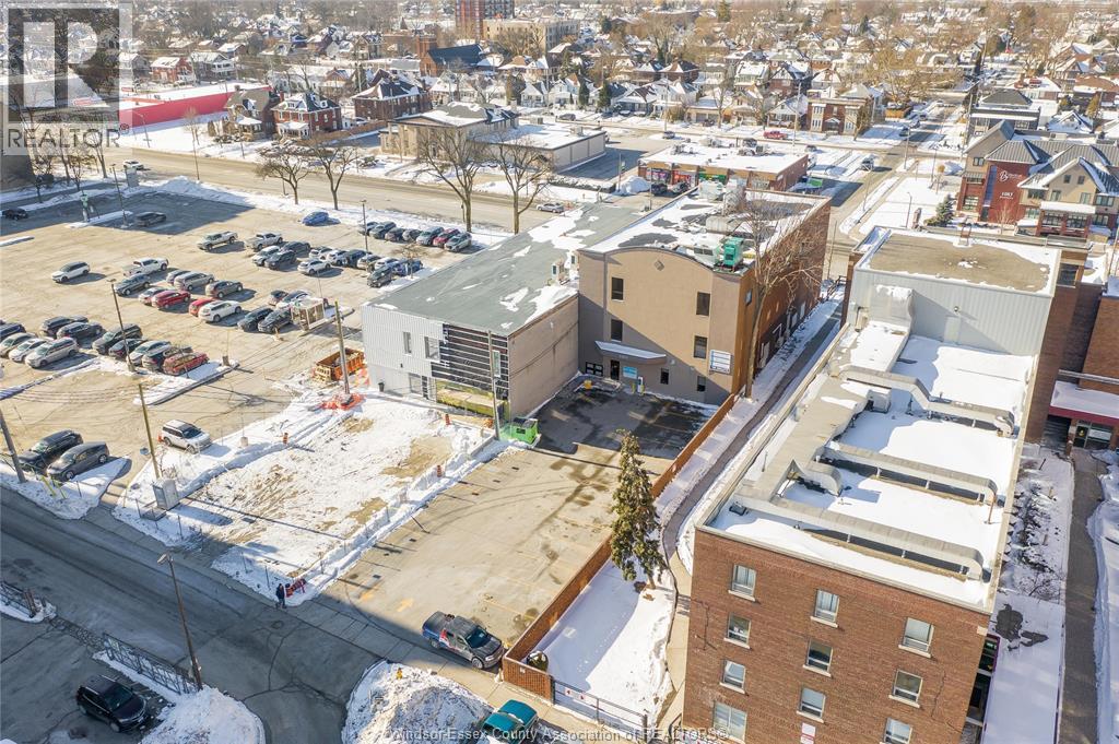 MLS# 26002623: 1100 OUELLETTE AVENUE, Windsor, Canada