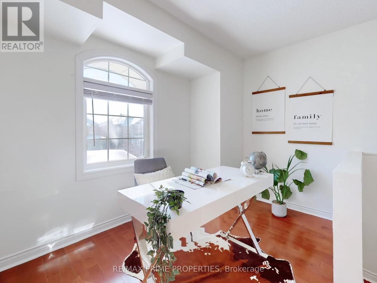 22 Waymount Avenue, Richmond Hill, Ontario  L4S 2G5 - Photo 12 - N12765198