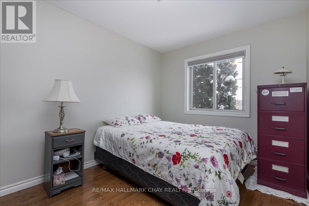 2 Mancini Drive, Essa, Ontario  L3W 0A6 - Photo 19 - N12765200