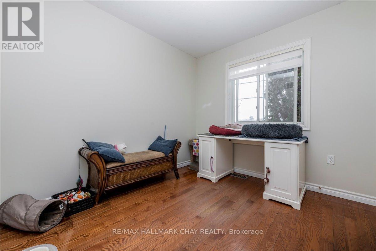 2 Mancini Drive, Essa, Ontario  L3W 0A6 - Photo 21 - N12765200