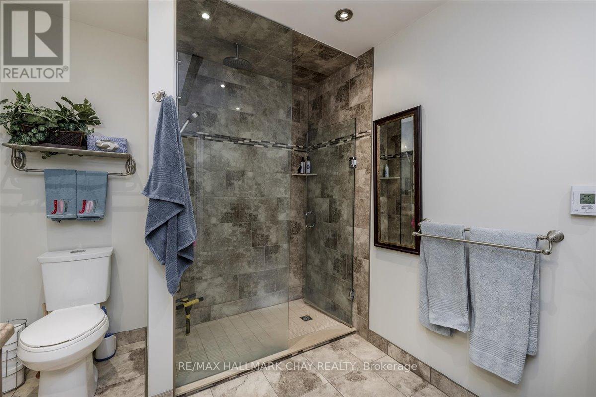 2 Mancini Drive, Essa, Ontario  L3W 0A6 - Photo 25 - N12765200